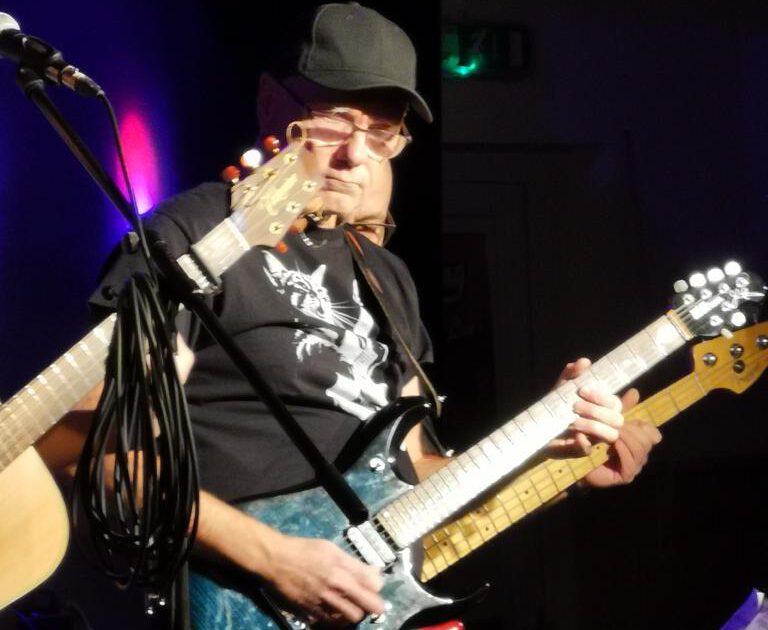 06e1fed9-2348-4462-85fa-c507f9b44b62