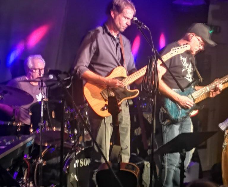 275ed7b8-5f0f-4b2e-a2d5-68bfb2fb08d1