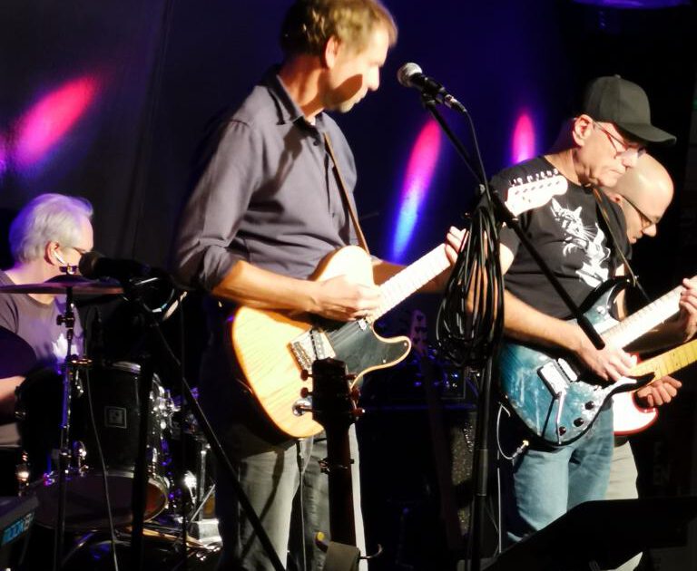 6a22899e-2b9b-437e-a861-320d798d936b